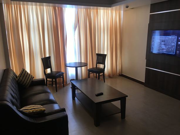 Imagen de la habitación del Hotel Golden Tulip Agulu Lake and Resort. Foto 9