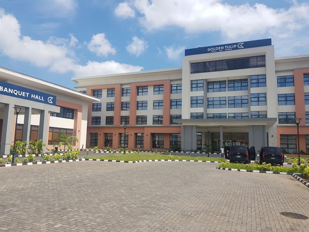 Imagen general del Hotel Golden Tulip Agulu Lake and Resort. Foto 1