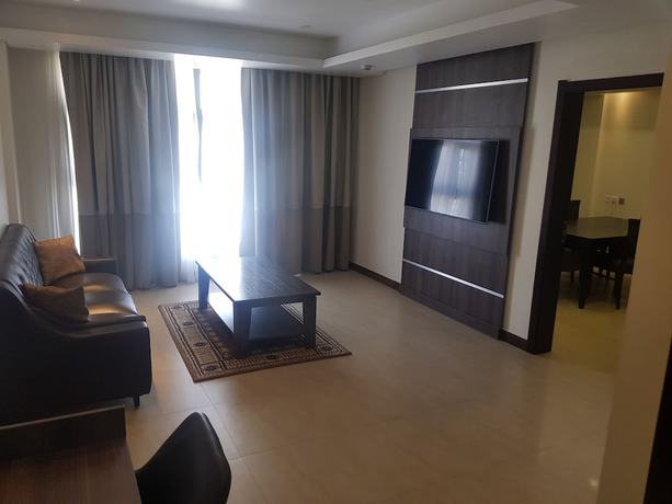 Imagen de la habitación del Hotel Golden Tulip Agulu Lake and Resort. Foto 12