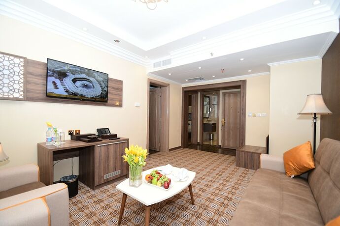 Imagen de la habitación del Hotel Golden Tulip Al Zahabi. Foto 12