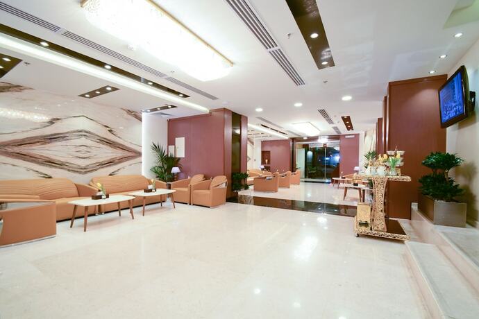 Imagen de los interiores del Hotel Golden Tulip Al Zahabi. Foto 20