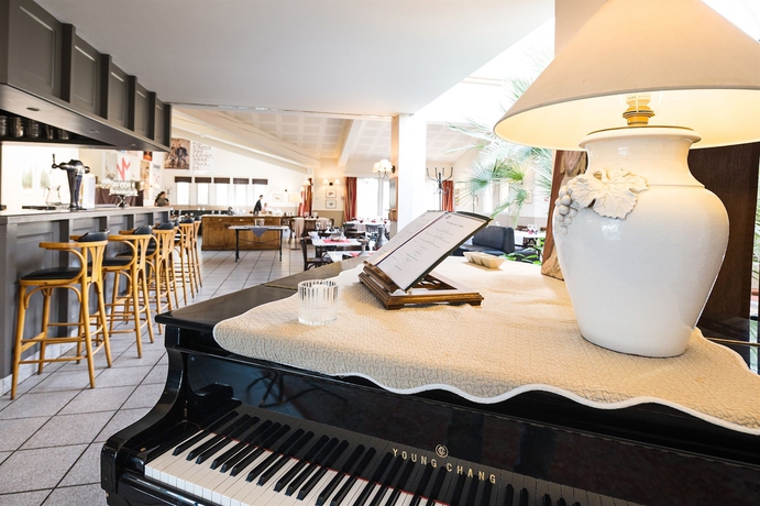 Imagen de los interiores del Hotel Golden Tulip Avignon Le Paradou. Foto 14