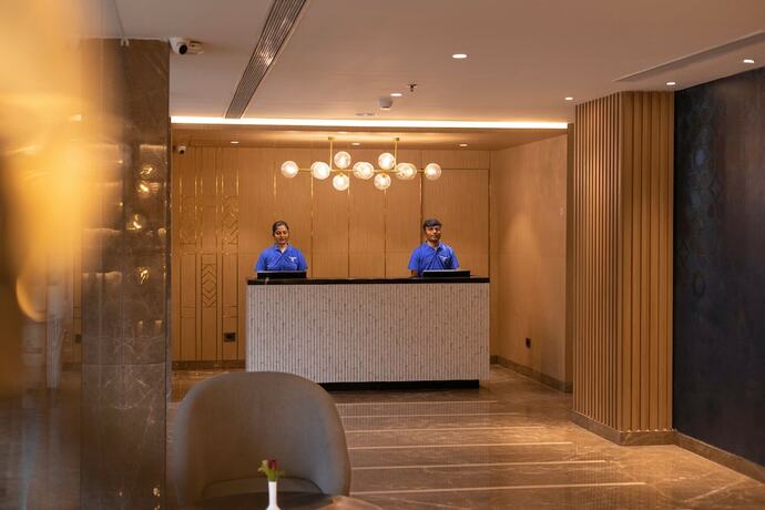 Imagen del bar/restaurante del Hotel Golden Tulip Bhopal. Foto 23