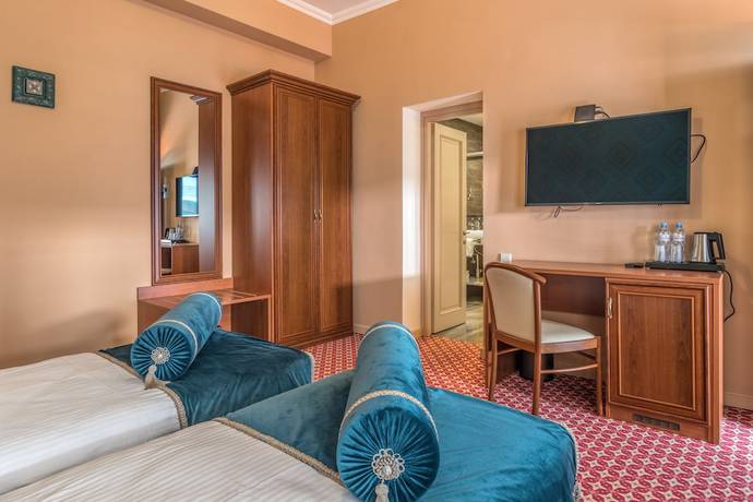 Imagen de la habitación del Hotel Golden Tulip Borjomi. Foto 3