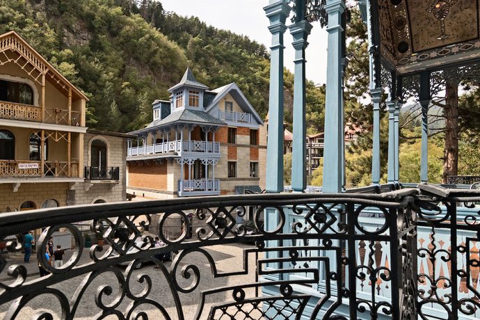 Imagen de la habitación del Hotel Golden Tulip Borjomi. Foto 15