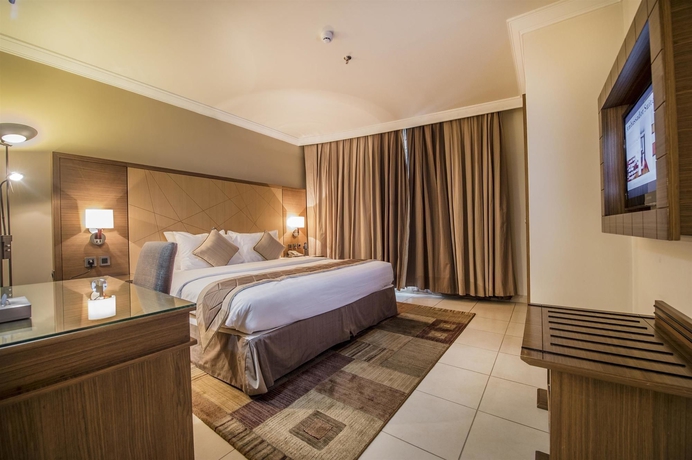 Imagen de la habitación del Hotel Golden Tulip Buraidah. Foto 8
