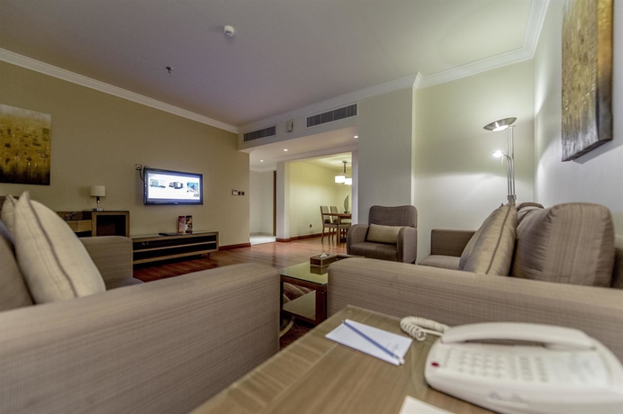 Imagen de la habitación del Hotel Golden Tulip Buraidah. Foto 10