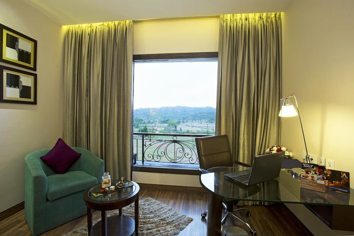 Imagen de la habitación del Hotel Golden Tulip Chandigarh, Panchkula. Foto 9