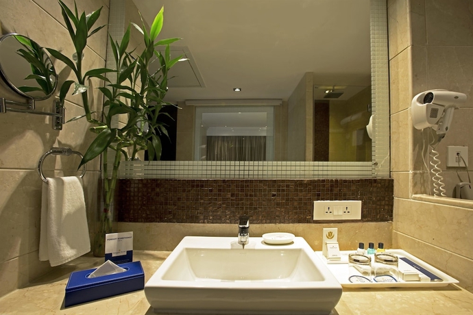 Imagen de la habitación del Hotel Golden Tulip Chandigarh, Panchkula. Foto 17