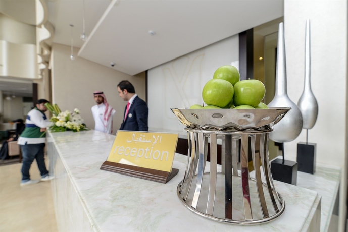 Imagen de los interiores del Hotel Golden Tulip Dammam Corniche. Foto 15