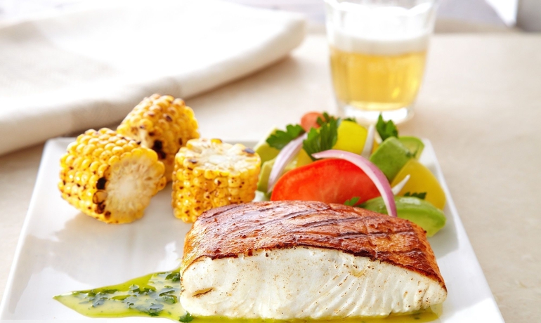 Imagen del bar/restaurante del Hotel Golden Tulip Dar Es Salaam City Center. Foto 2