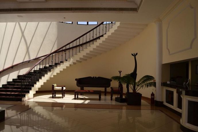 Imagen de los interiores del Hotel Golden Tulip Dar Es Salaam. Foto 10