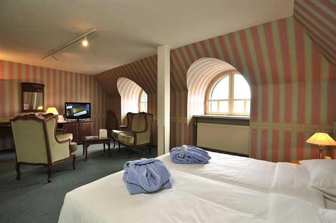 Imagen de la habitación del Hotel Golden Tulip De' Medici. Foto 3