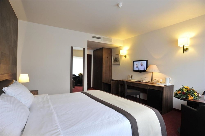 Imagen de la habitación del Hotel Golden Tulip De' Medici. Foto 6