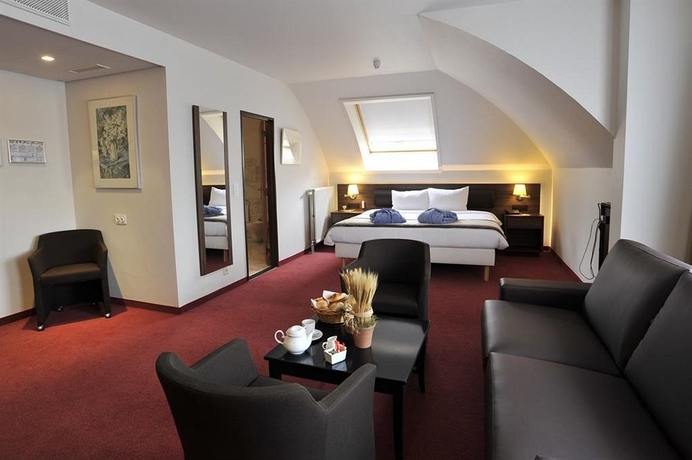 Imagen de la habitación del Hotel Golden Tulip De' Medici. Foto 10