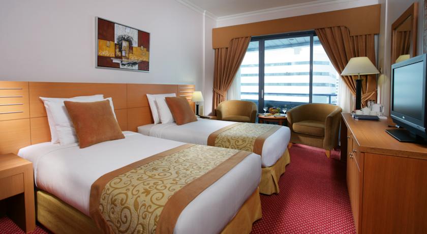 Imagen general del Hotel Golden Tulip Deira. Foto 7