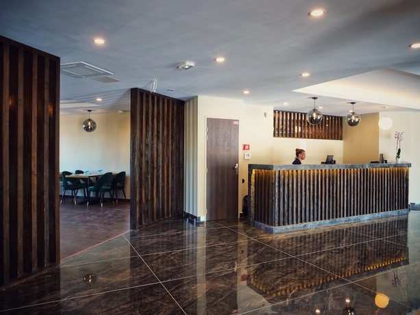 Imagen de los interiores del Hotel Golden Tulip Dieppe. Foto 18