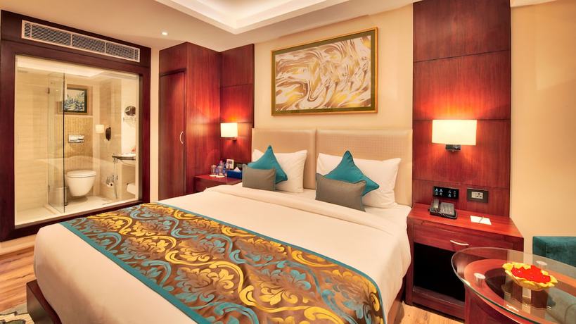 Imagen de la habitación del Hotel Golden Tulip Essential Jaipur. Foto 7