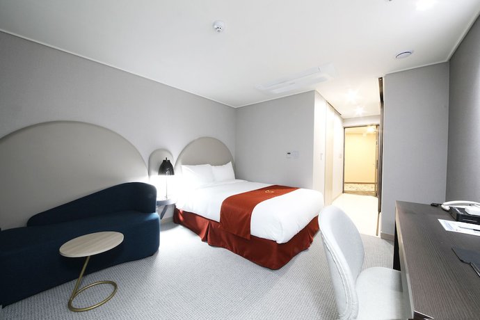 Imagen de la habitación del Hotel Golden Tulip Essential Namgang. Foto 5