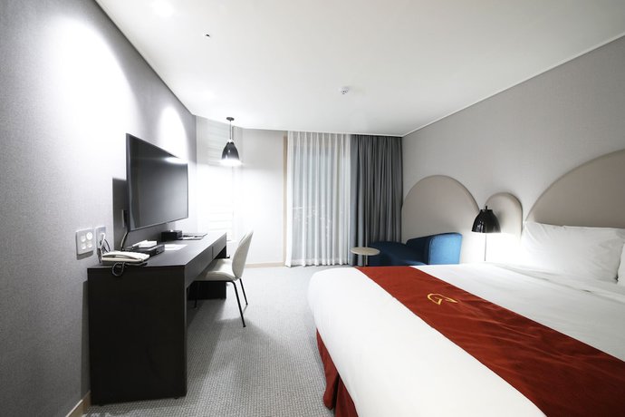 Imagen de la habitación del Hotel Golden Tulip Essential Namgang. Foto 12