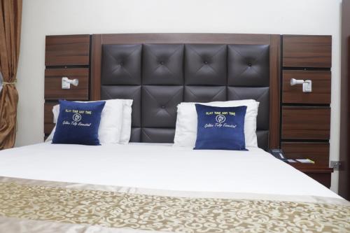 Imagen general del Hotel Golden Tulip- Evergreen Port Harcourt. Foto 9