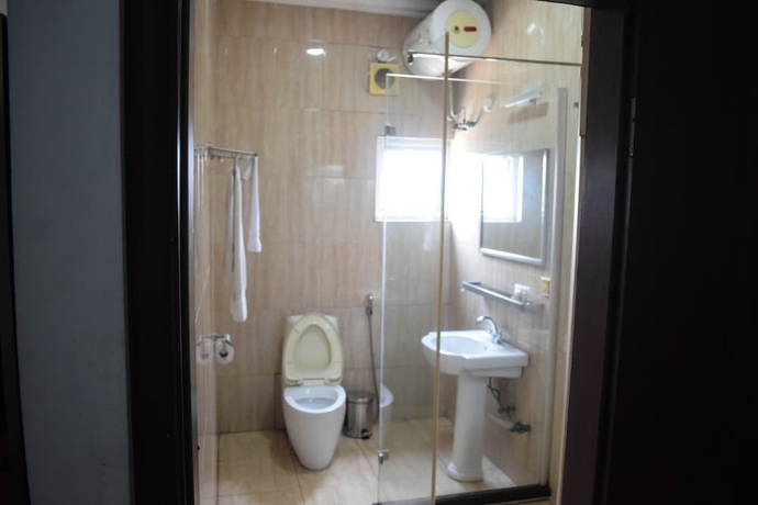 Imagen de la habitación del Hotel Golden Tulip GT31-Rivotel. Foto 12