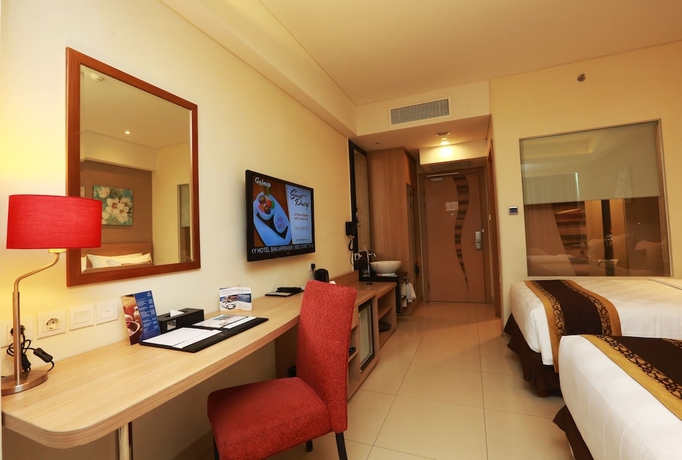 Imagen de la habitación del Hotel Golden Tulip Galaxy. Foto 12