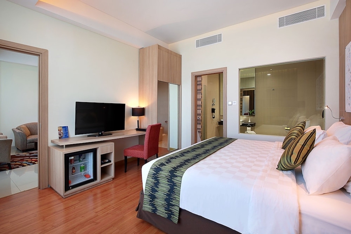 Imagen de la habitación del Hotel Golden Tulip Galaxy. Foto 14