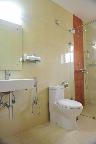 Imagen de la habitación del Hotel Golden Tulip Goa Candolim. Foto 5