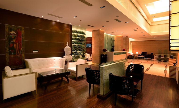 Imagen de los interiores del Hotel Golden Tulip Gurgaon Udyog Vihar. Foto 4