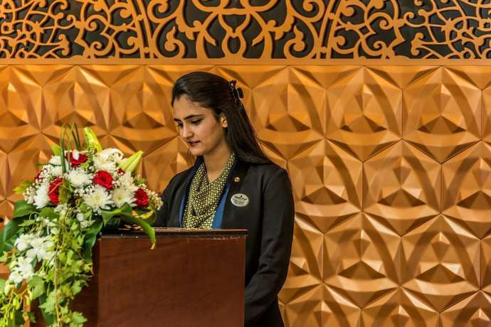 Imagen de los interiores del Hotel Golden Tulip Headington Ruwi. Foto 11