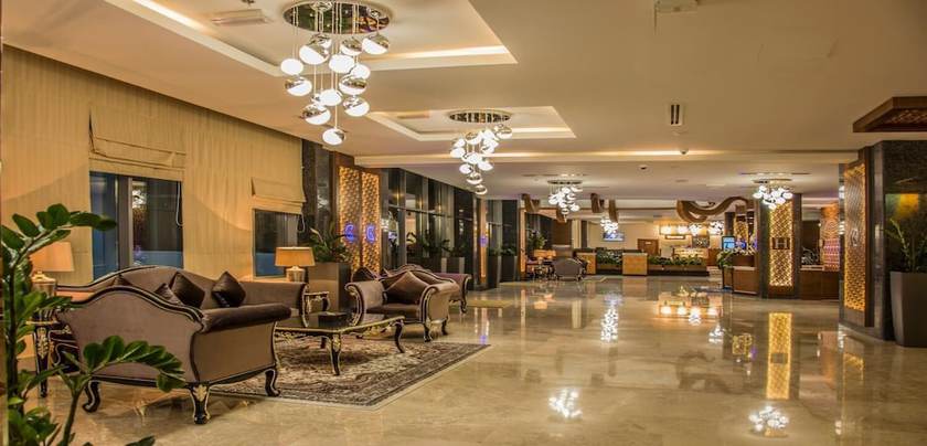 Imagen de los interiores del Hotel Golden Tulip Headington Ruwi. Foto 17