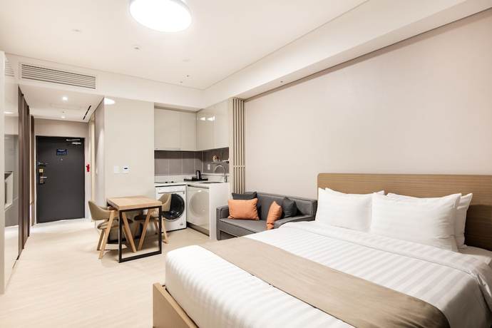 Imagen de la habitación del Hotel Golden Tulip Incheon Airport Hotel and Suites. Foto 9