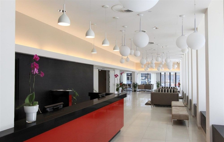 Imagen de los interiores del Hotel Golden Tulip Kassel Reiss. Foto 16