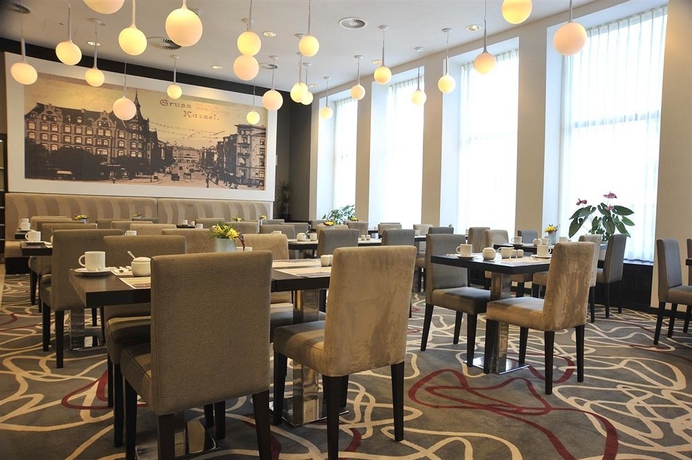 Imagen del bar/restaurante del Hotel Golden Tulip Kassel Reiss. Foto 4