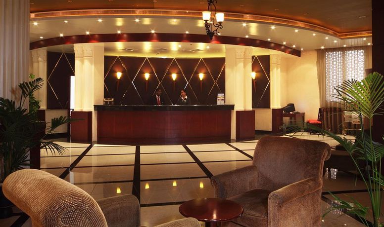 Imagen de los interiores del Hotel Golden Tulip Khatt Springs. Foto 8