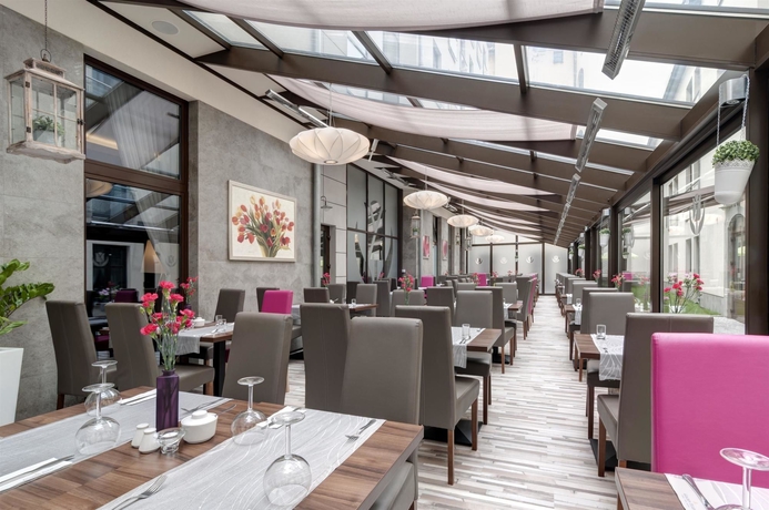 Imagen del bar/restaurante del Hotel Golden Tulip Krakow City Center. Foto 5