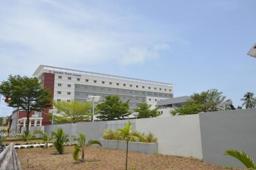 Imagen general del Hotel Golden Tulip Le Diplomate Cotonou. Foto 7