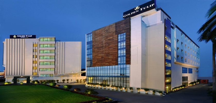 Imagen general del Hotel Golden Tulip Lucknow. Foto 1