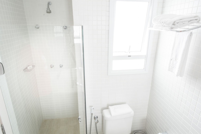 Imagen de la habitación del Hotel Golden Tulip Maca&eacute;. Foto 6