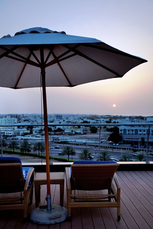 Imagen de los exteriores del Hotel Golden Tulip Muscat. Foto 9