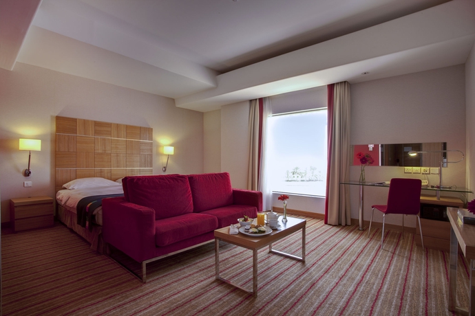 Imagen de la habitación del Hotel Golden Tulip Muscat. Foto 8