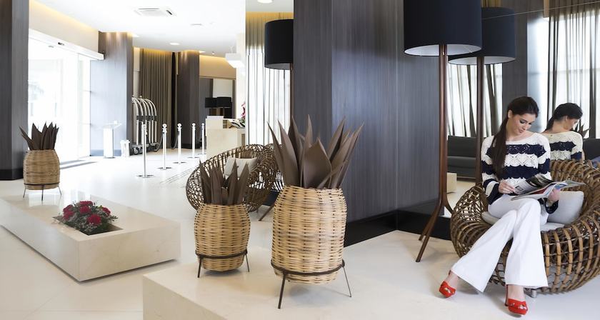 Imagen de los interiores del Hotel Golden Tulip Natal Ponta Negra. Foto 19