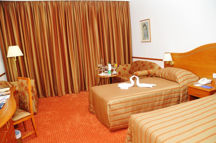 Imagen de la habitación del Hotel Golden Tulip Nizwa. Foto 5