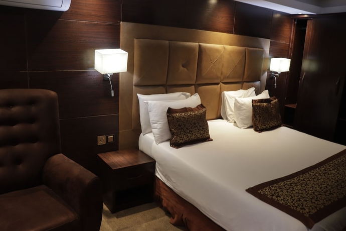 Imagen de la habitación del Hotel Golden Tulip PH-GTPH. Foto 6