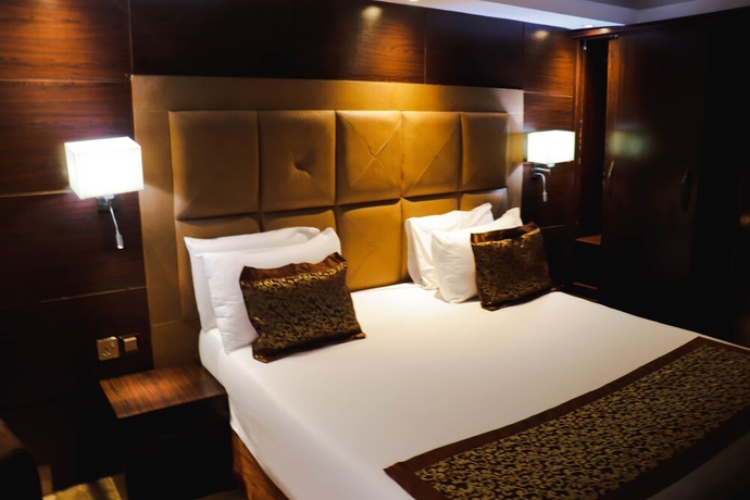 Imagen de la habitación del Hotel Golden Tulip PH-GTPH. Foto 8