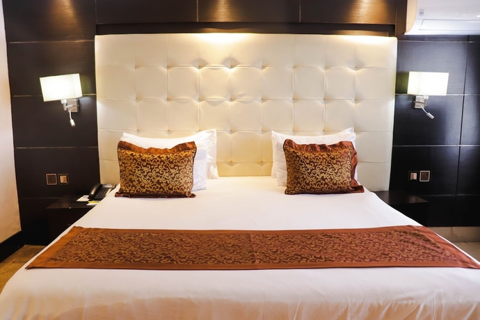 Imagen de la habitación del Hotel Golden Tulip PH-GTPH. Foto 17