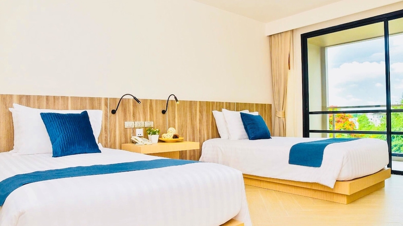 Imagen de la habitación del Hotel Golden Tulip Pattaya Beach Resort. Foto 5