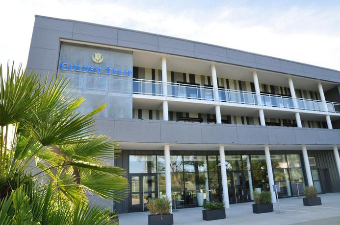 Imagen de los exteriores del Hotel Golden Tulip Pornic Suites. Foto 7