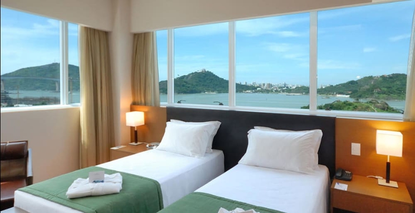 Imagen de la habitación del Hotel Golden Tulip Porto Vit&oacute;ria. Foto 16